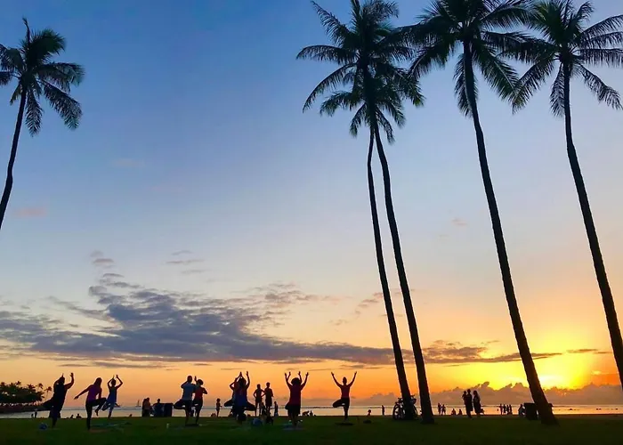 Waikiki Studio With Parking!!!