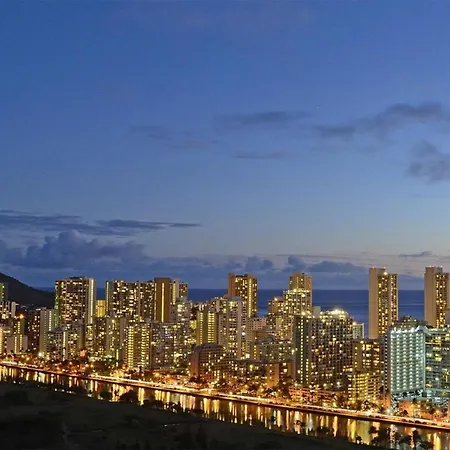 Waikiki Studio With Parking!!! Honolulu Exterior photo